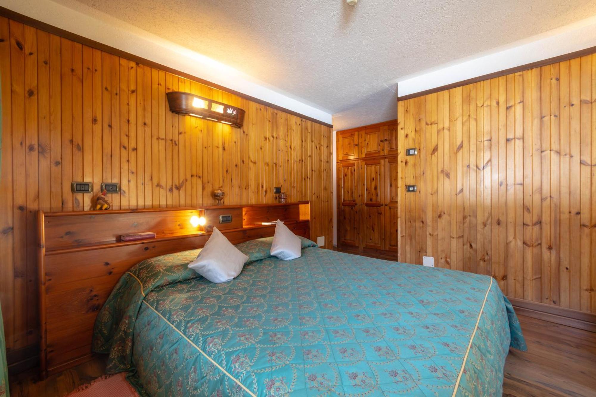 Hotel Bouton D'Or - Cogne Exterior photo